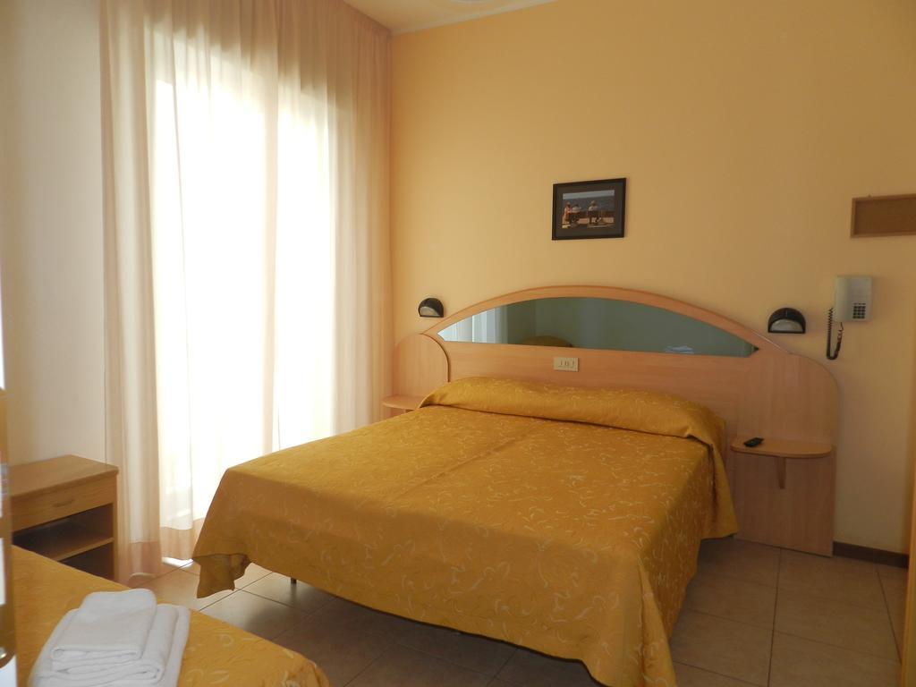 Hotel Sport Rimini Exteriör bild
