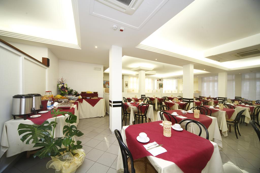 Hotel Sport Rimini Exteriör bild